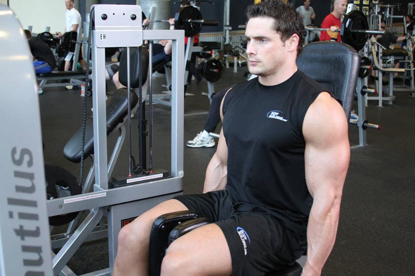 Hip adductor machine: end position